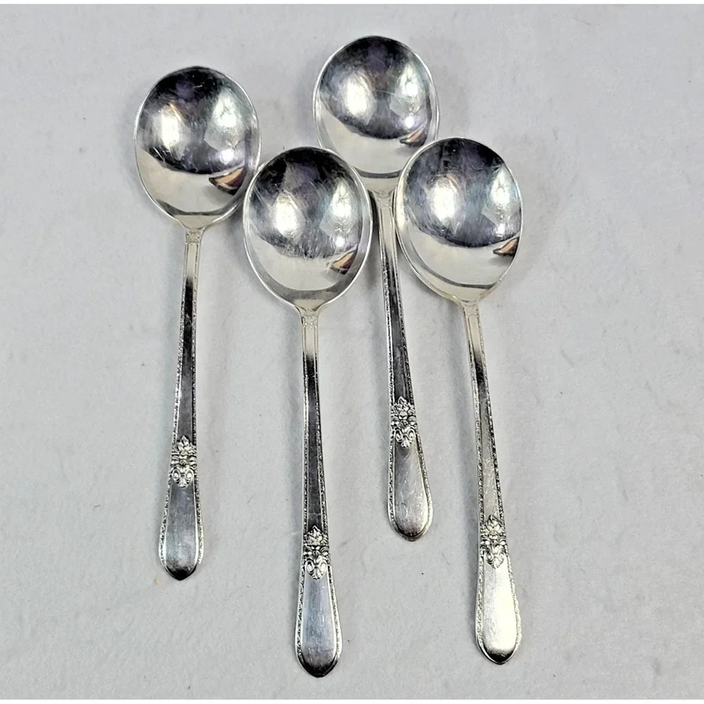 1847 Rogers & Bros Adoration Int'l Silverplate Soup Spoon Lot of 4